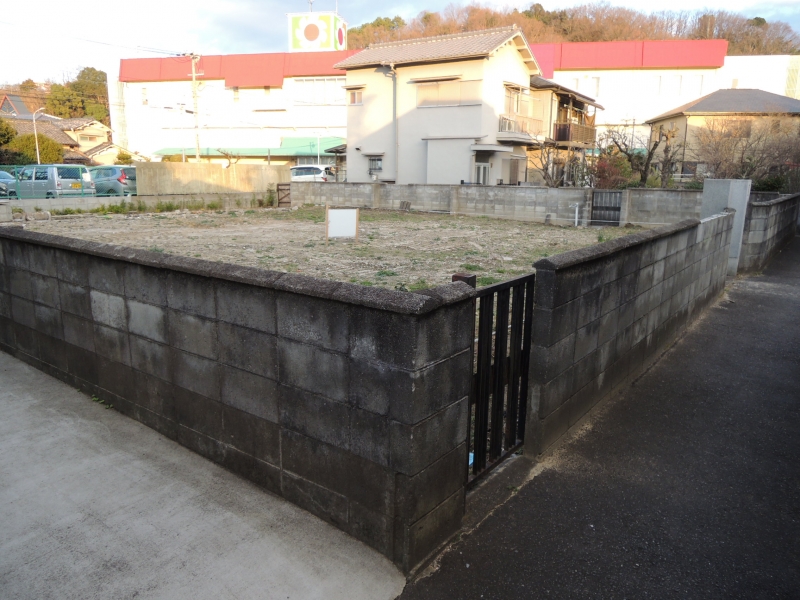 河内長野市喜多町　売り土地　924万円　302.43㎡（91.48坪）