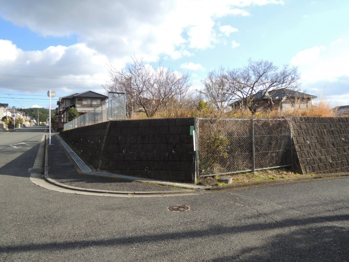 橋本市紀見ヶ丘2丁目　売り土地　340万円　224.85㎡（68坪）